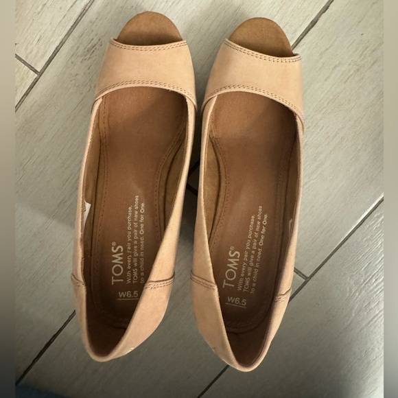 TOMS Stella Wedges - Picture 5 of 10